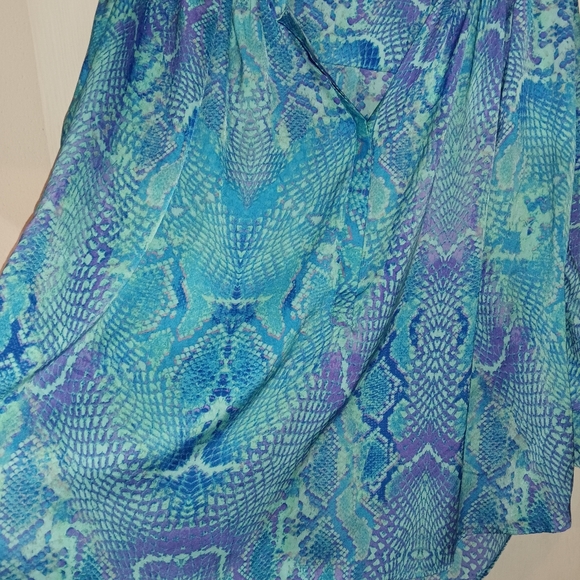 Women's Jennifer Lopez snake print shirt size 1X - Picture 4 of 4